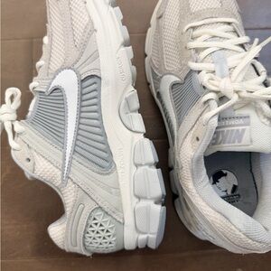 Nike Vomero Women's Gray and White Running Shoes